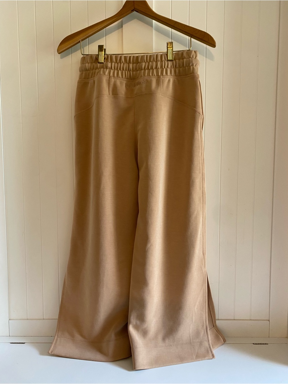 Lululemon Women’s Soft Ambition High Rise Crop